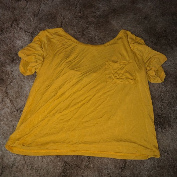 Crop top - Picture 1 of 3